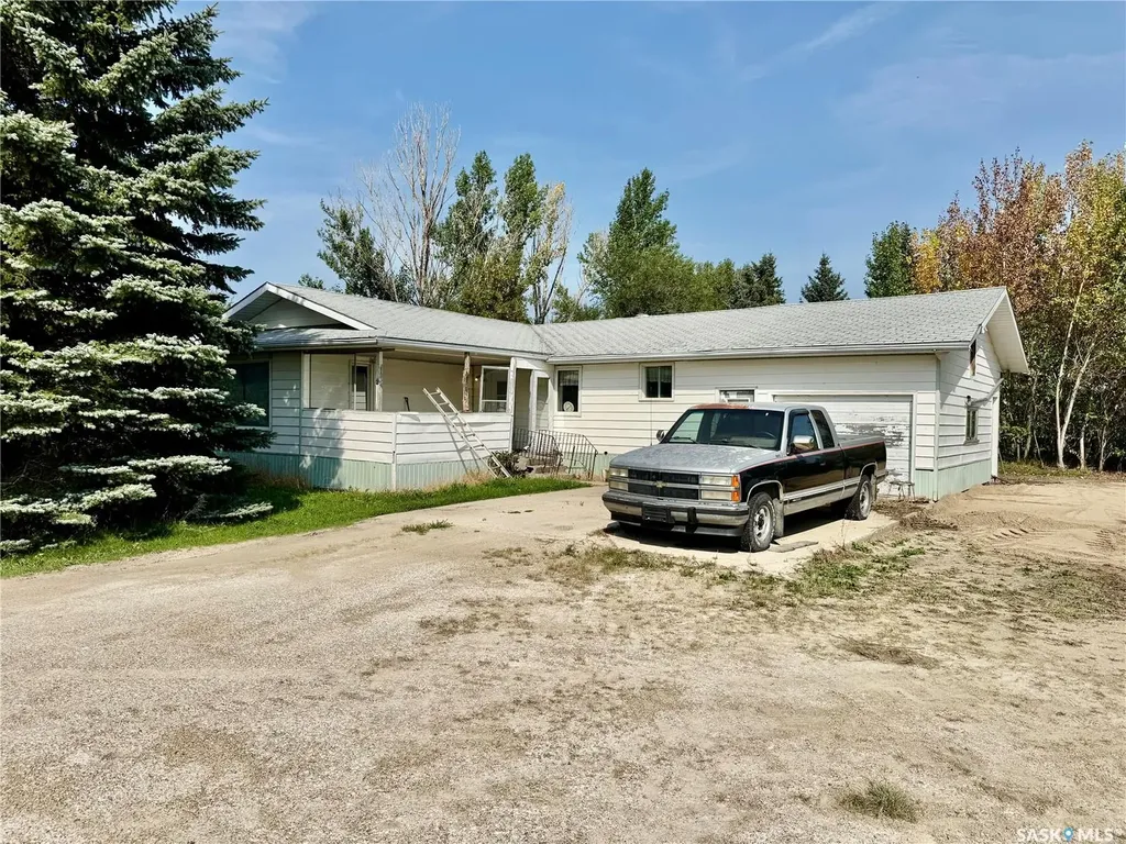 332 Norreys Street Drake SK S0K 1H0