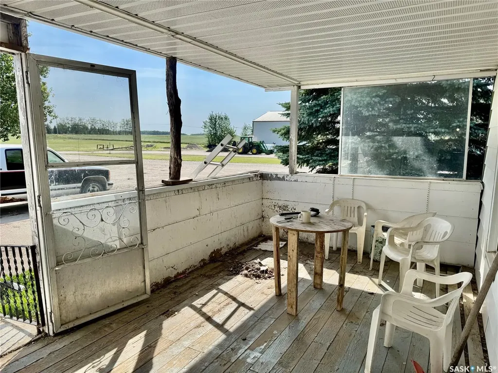 332 Norreys Street Drake SK S0K 1H0