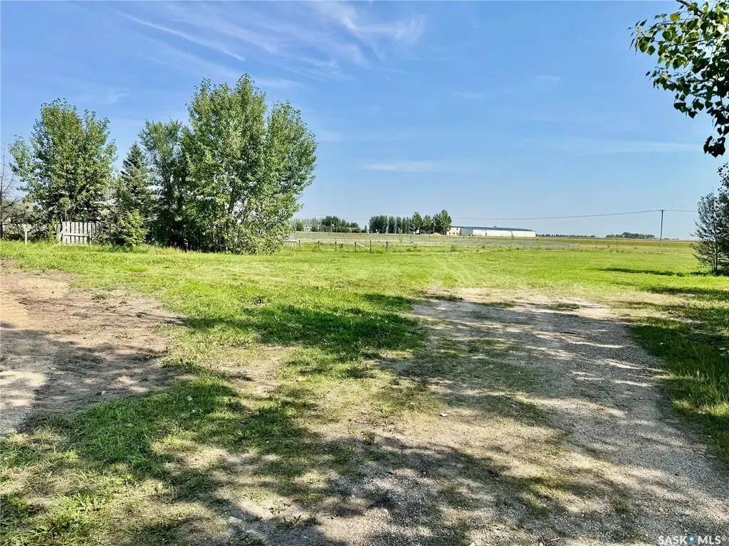 332 Norreys Street Drake SK S0K 1H0