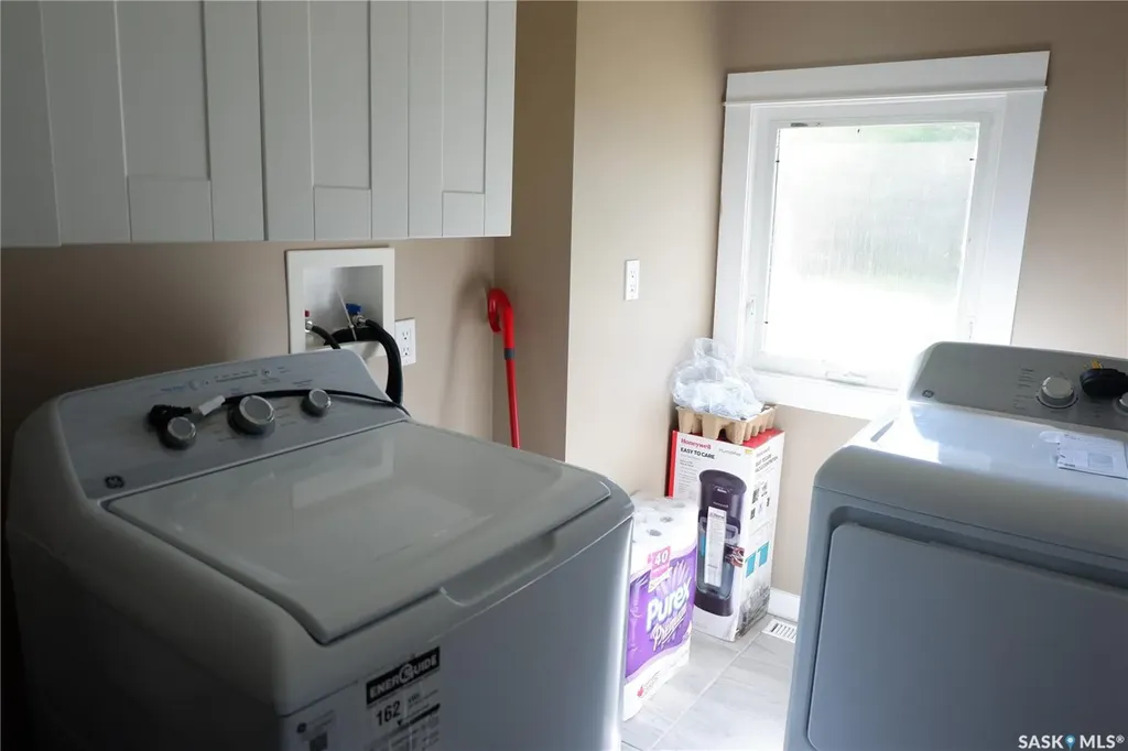 123 3rd Street W Lafleche SK S0H 2K0