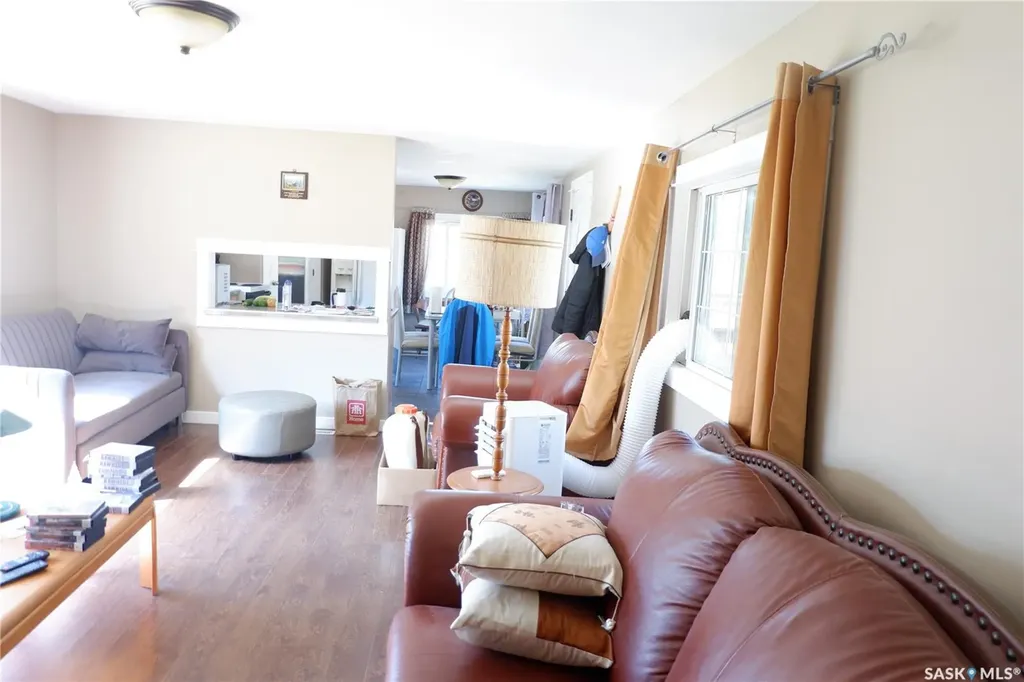 123 3rd Street W Lafleche SK S0H 2K0