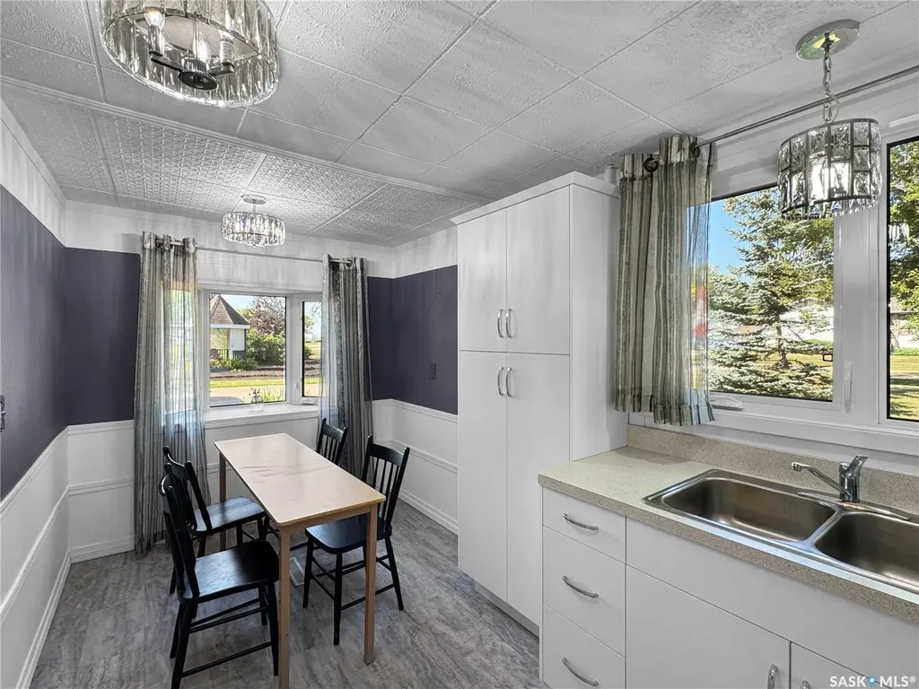 308 2nd Avenue S Leask SK S0J 1M0