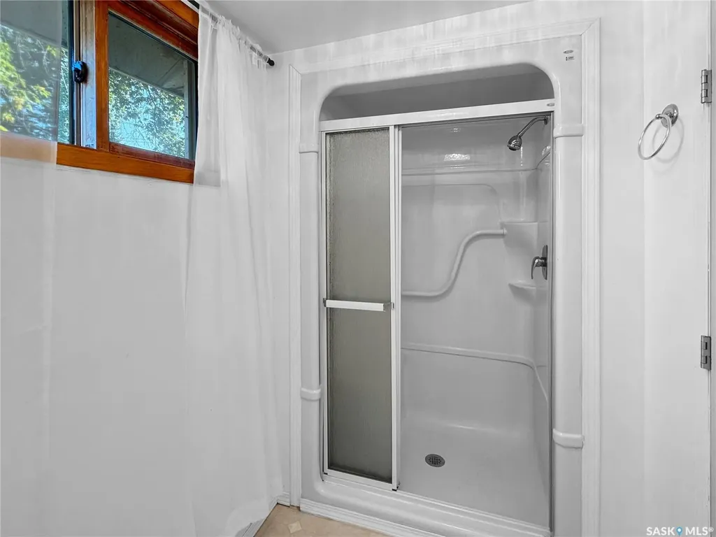 308 2nd Avenue S Leask SK S0J 1M0