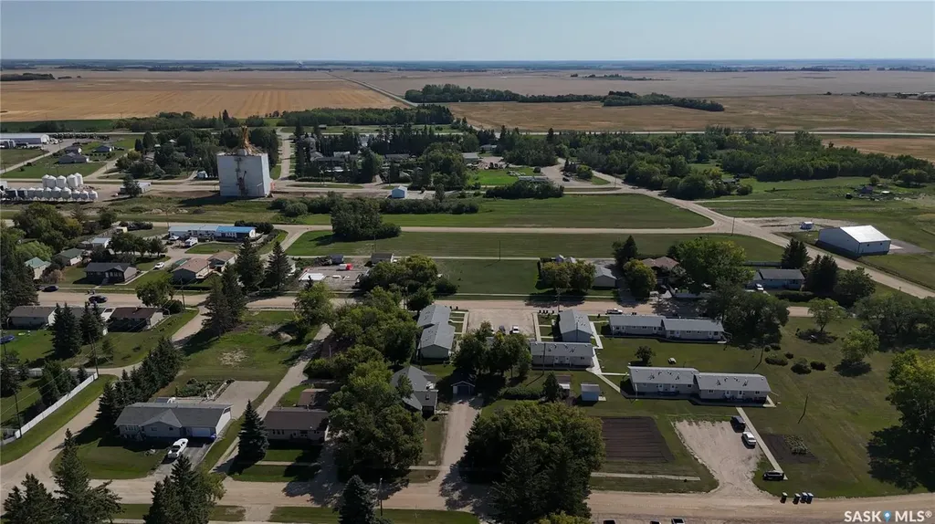 308 2nd Avenue S Leask SK S0J 1M0