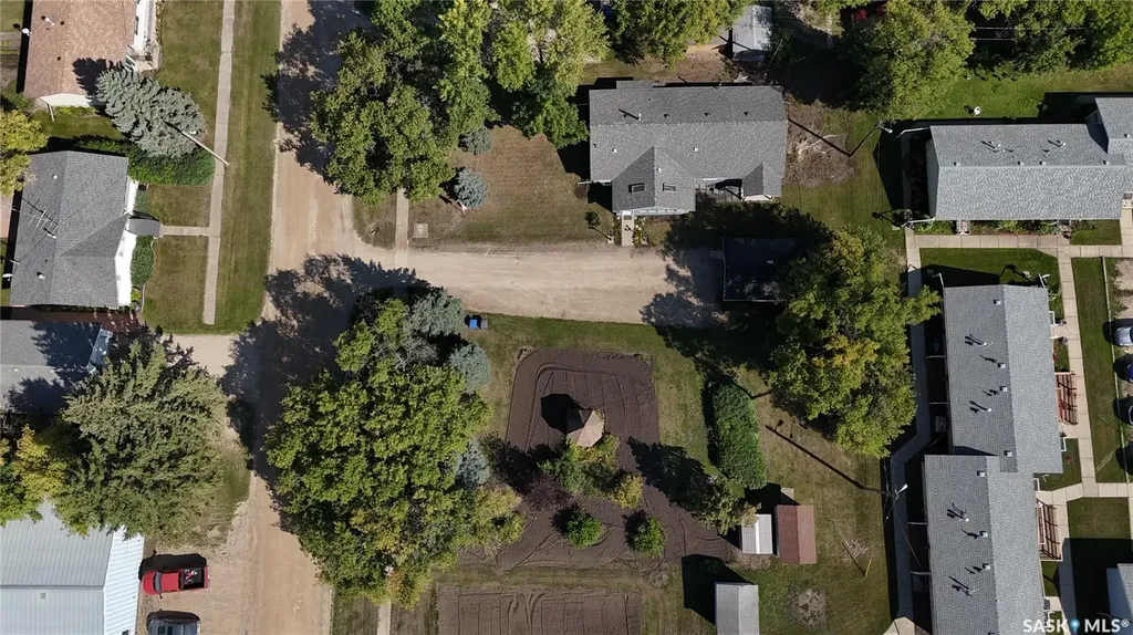 308 2nd Avenue S Leask SK S0J 1M0