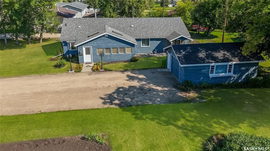 308 2nd Avenue S Leask SK S0J 1M0