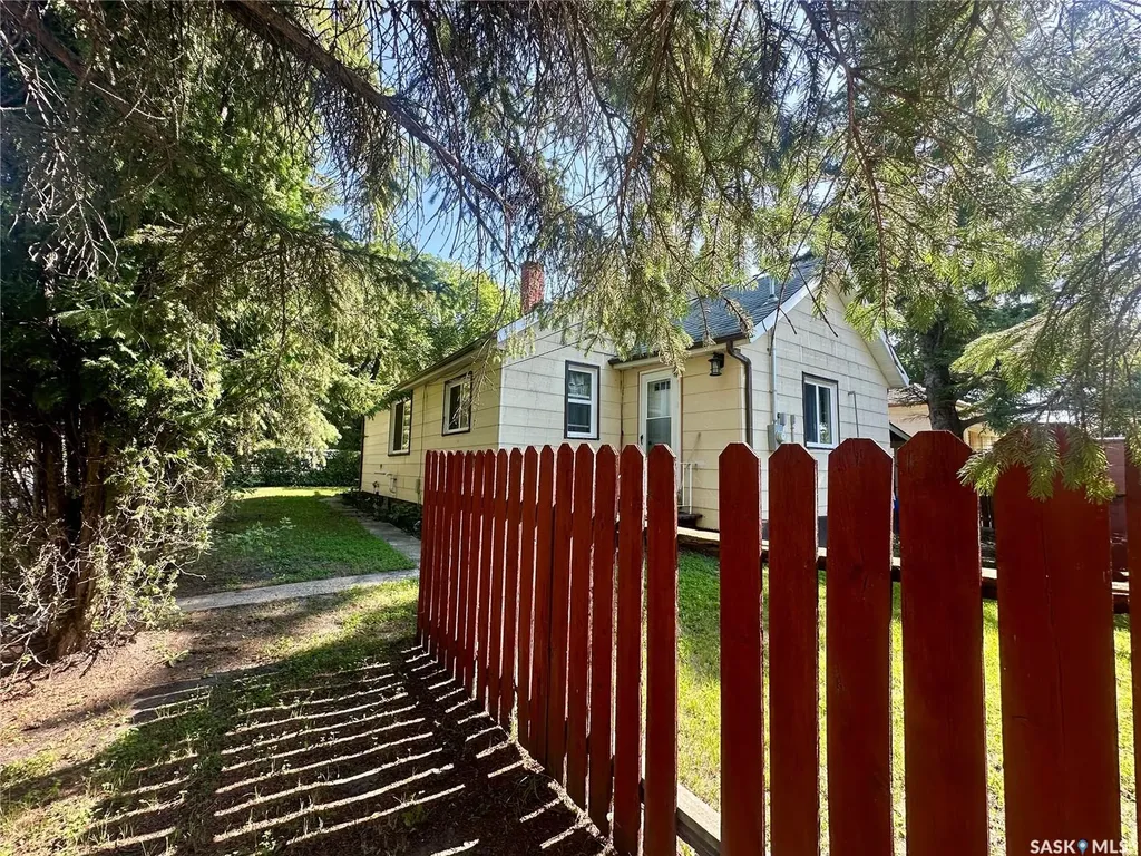 346 Cotter Street Kamsack SK S0A 1S0