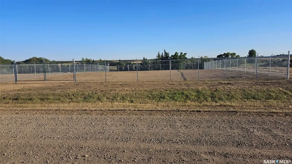 1601 Stadacona Street E Moose Jaw SK S6H 6S4