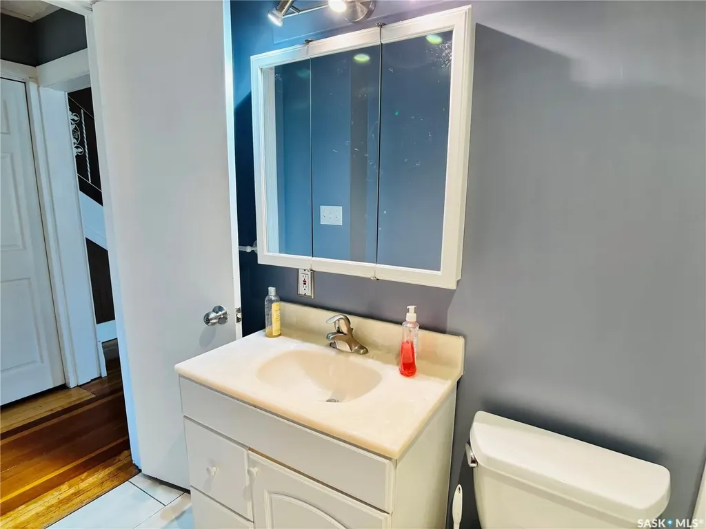 520 1st Street North Portal SK S0C 1W0