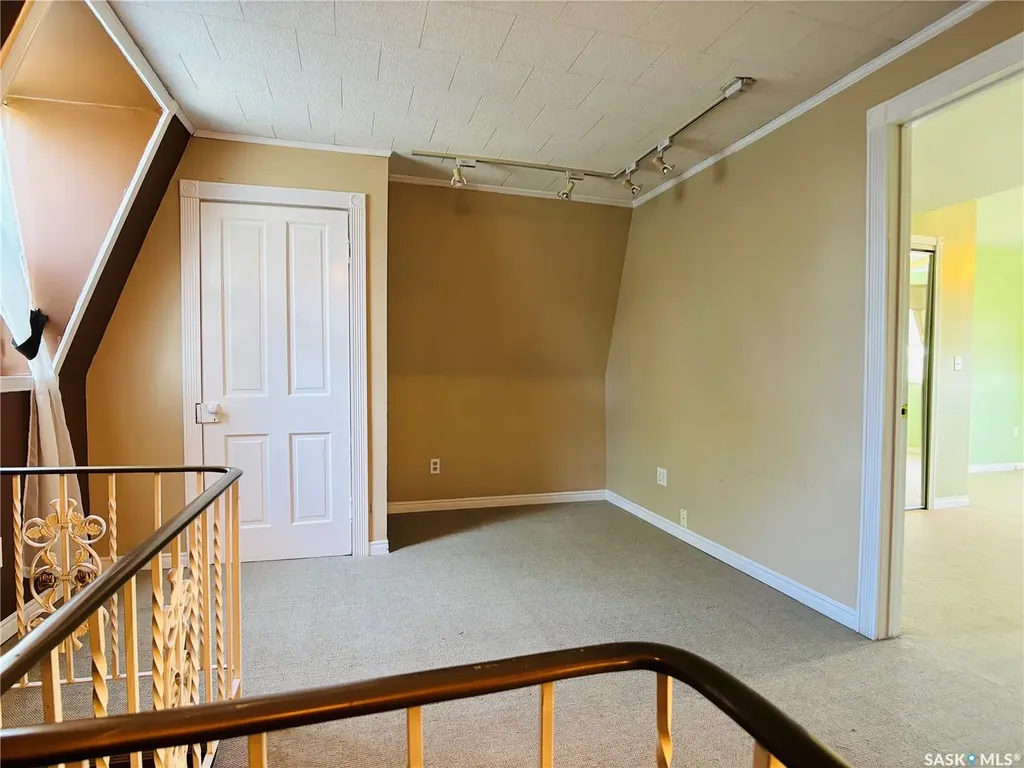 520 1st Street North Portal SK S0C 1W0