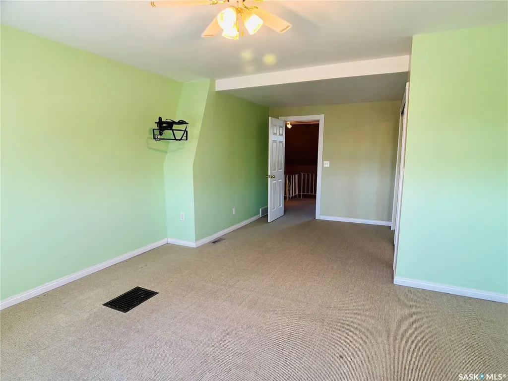 520 1st Street North Portal SK S0C 1W0