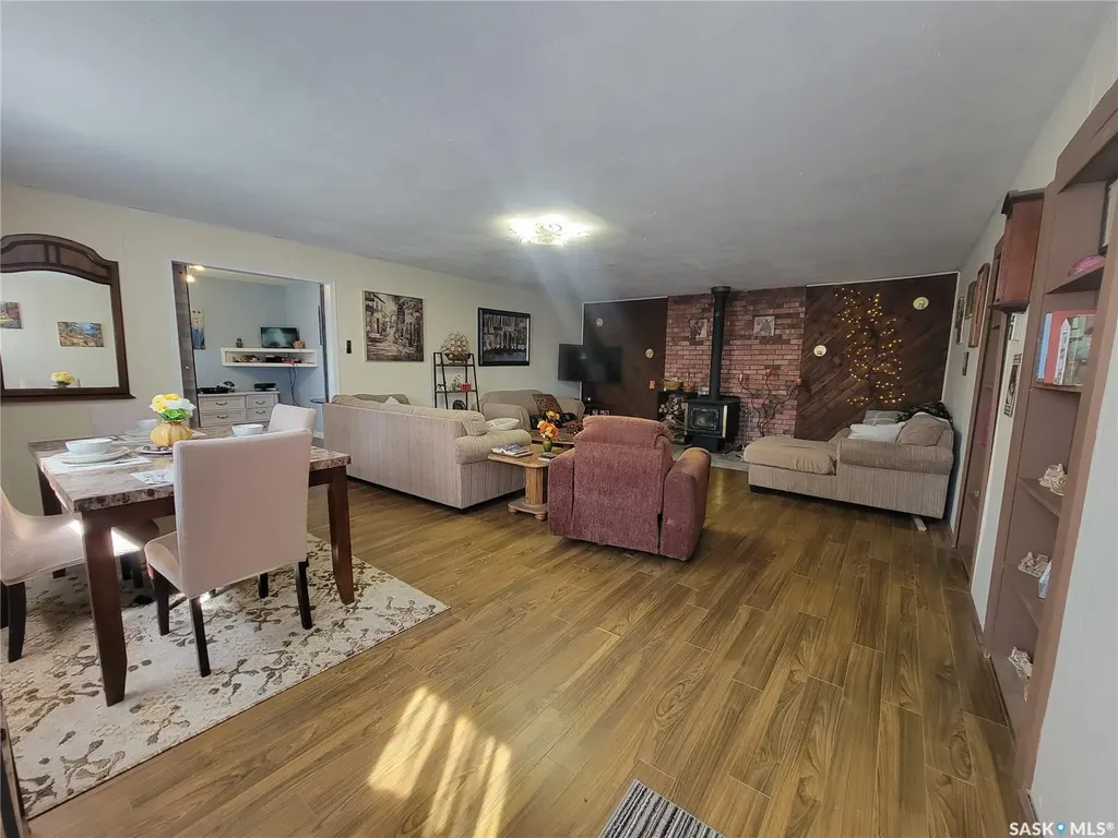 421 4th Street Denzil SK S0L 2S0