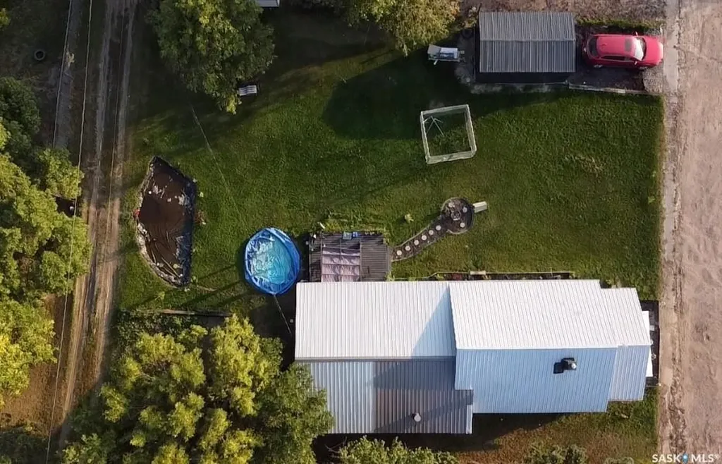 421 4th Street Denzil SK S0L 2S0