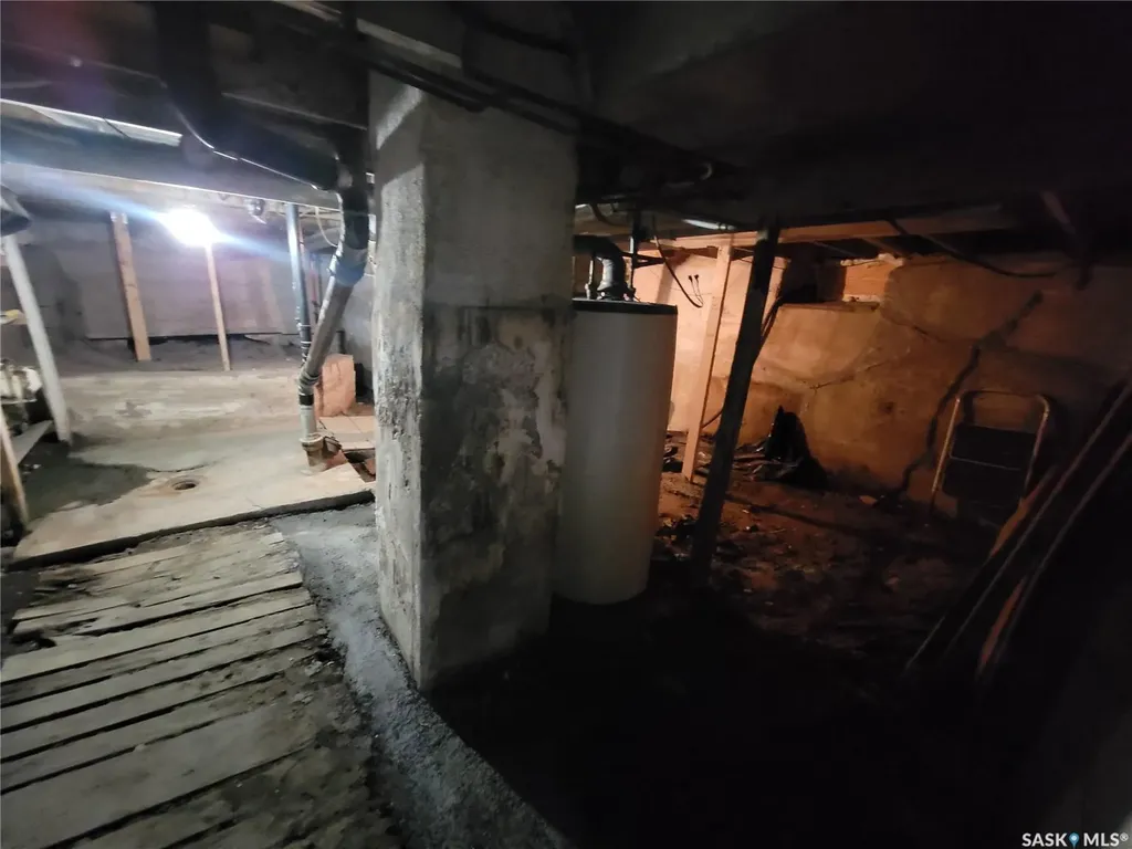 421 4th Street Denzil SK S0L 2S0