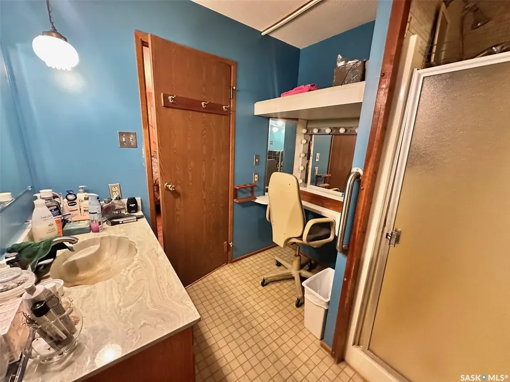 209 5th Avenue E Spiritwood SK S0J 2M0