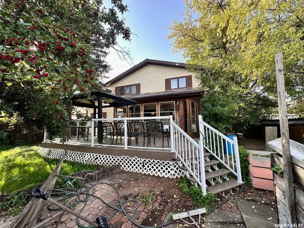 209 5th Avenue E Spiritwood SK S0J 2M0
