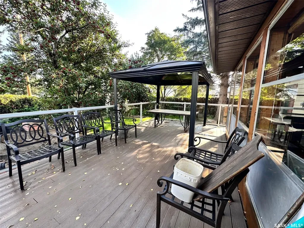 209 5th Avenue E Spiritwood SK S0J 2M0