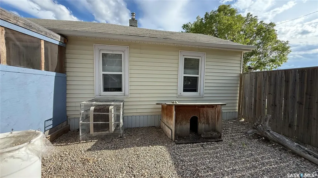 1832 101st Street North Battleford SK S9A 1B1