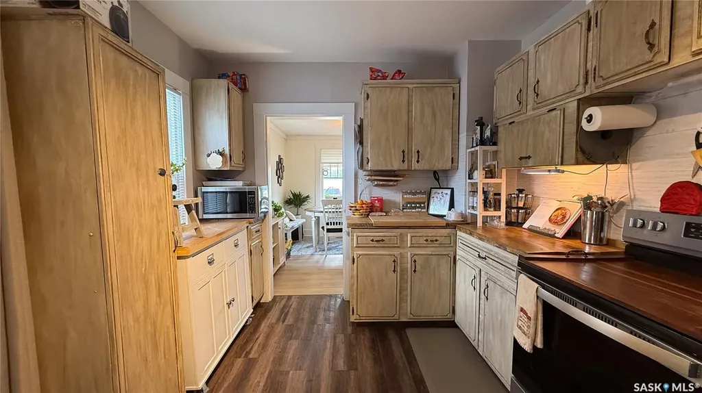 1832 101st Street North Battleford SK S9A 1B1