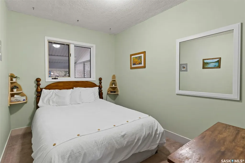 202-206 Elizabeth Avenue Manitou Beach SK S0K 4T1
