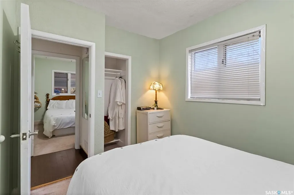 202-206 Elizabeth Avenue Manitou Beach SK S0K 4T1