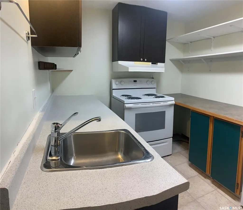 202-206 Elizabeth Avenue Manitou Beach SK S0K 4T1