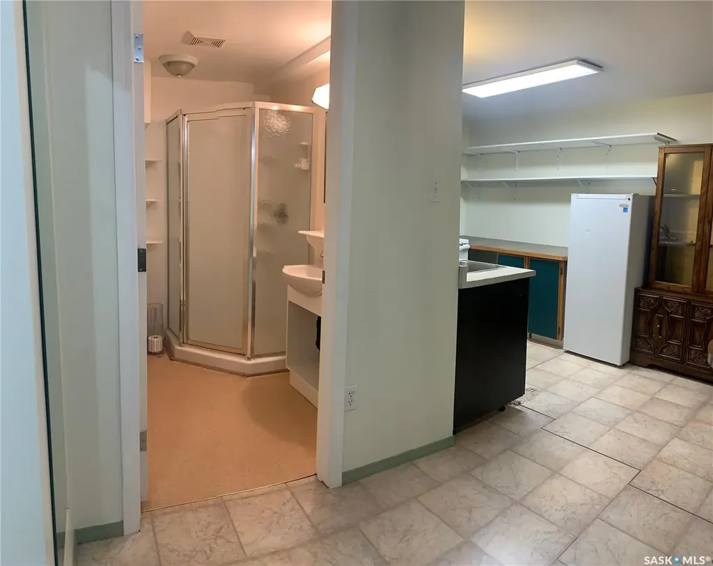 202-206 Elizabeth Avenue Manitou Beach SK S0K 4T1