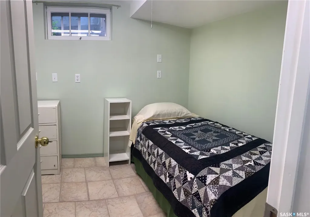 202-206 Elizabeth Avenue Manitou Beach SK S0K 4T1