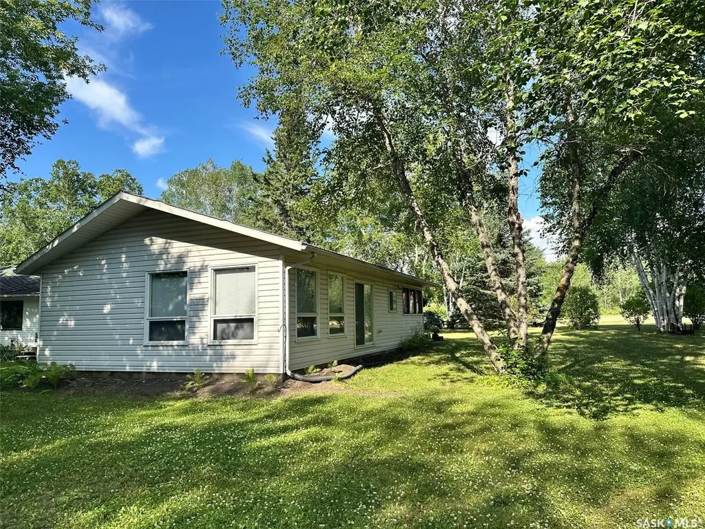 24 Ruby Crescent Hudson Bay SK S0E 0E0