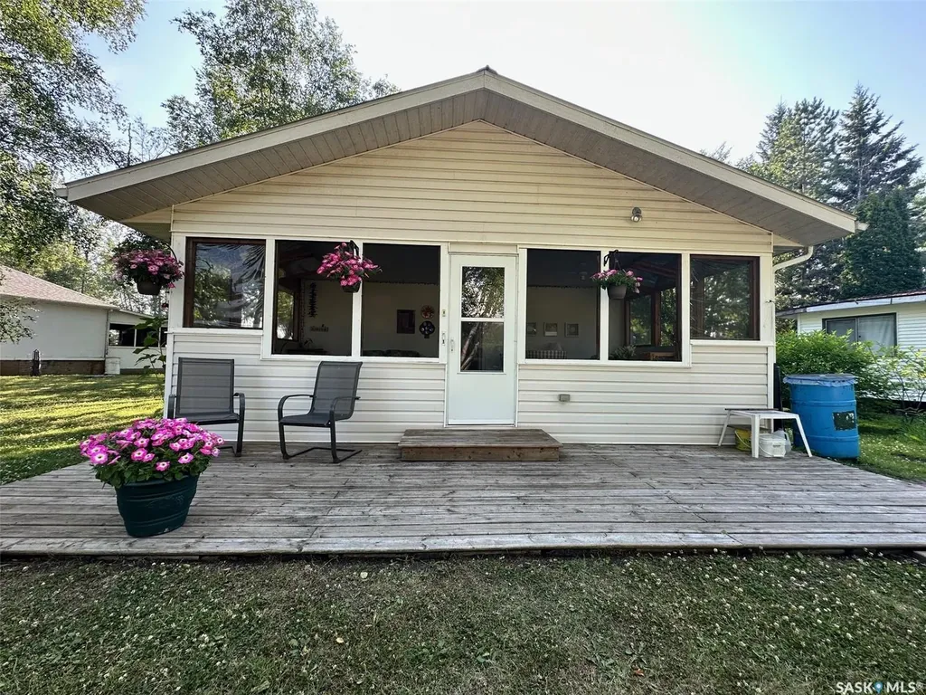 24 Ruby Crescent Hudson Bay SK S0E 0E0