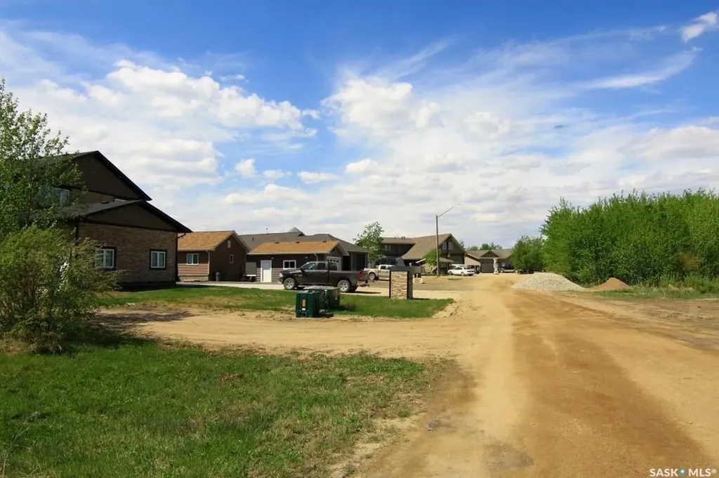 211 Lakeside Crescent Good Spirit Lake SK S0A 0L0