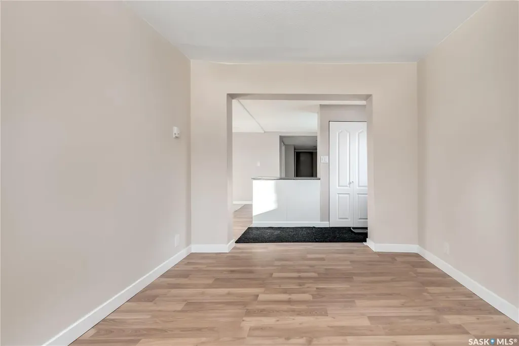 1317 Connaught Avenue Moose Jaw SK S6H 4B9