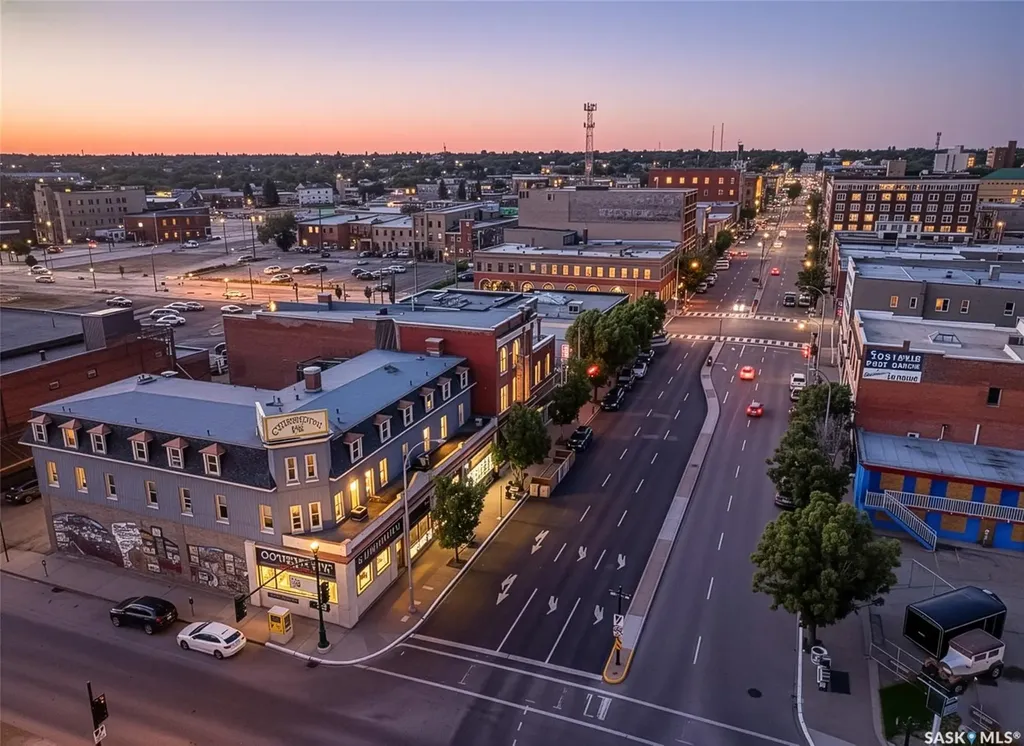 8 Main Street N Moose Jaw SK S6H 0V8