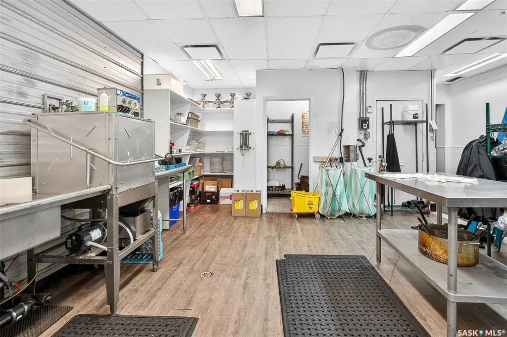 8 Main Street N Moose Jaw SK S6H 0V8