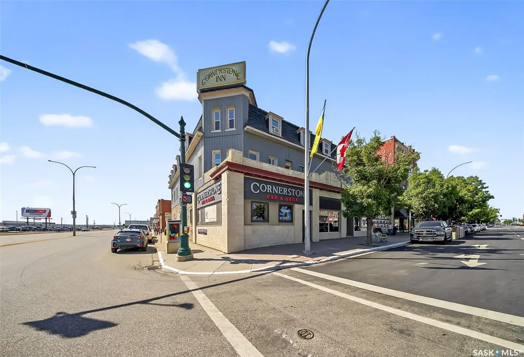 8 Main Street N Moose Jaw SK S6H 0V8