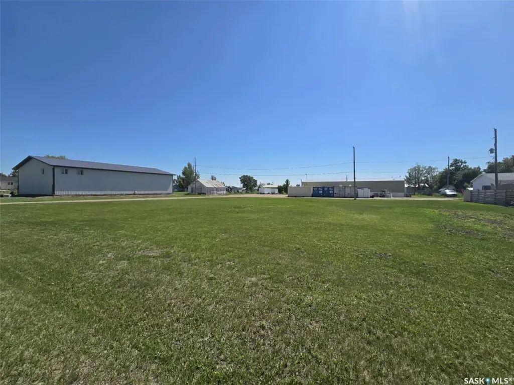 412 Railway Avenue Belle Plaine SK S0G 0G0