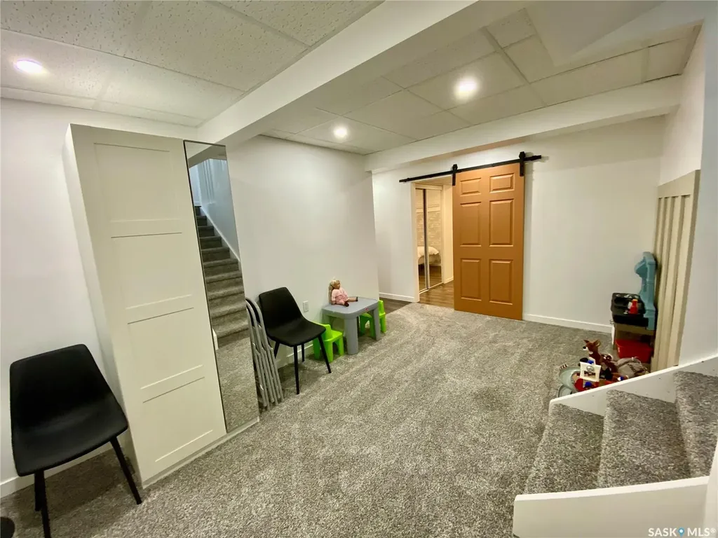 837 Prospect Avenue Oxbow SK S0C 2B0