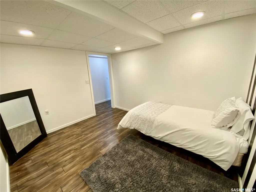 837 Prospect Avenue Oxbow SK S0C 2B0