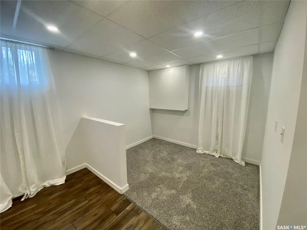 837 Prospect Avenue Oxbow SK S0C 2B0