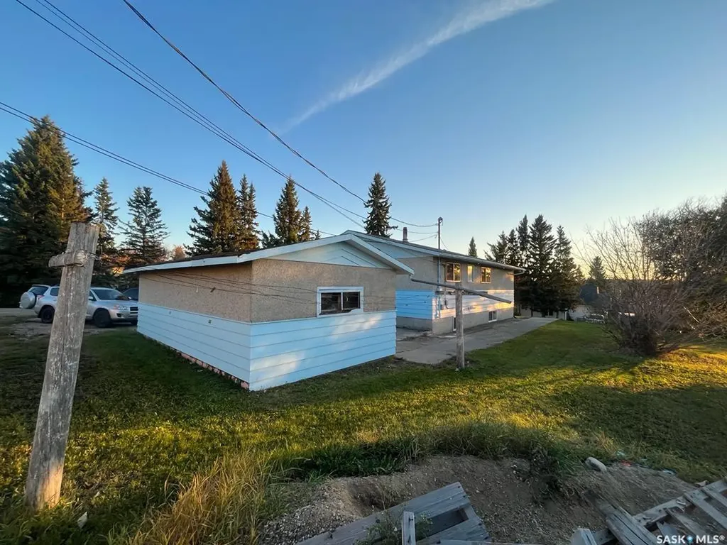 415 1st Avenue Turtleford SK S0M 2Y0