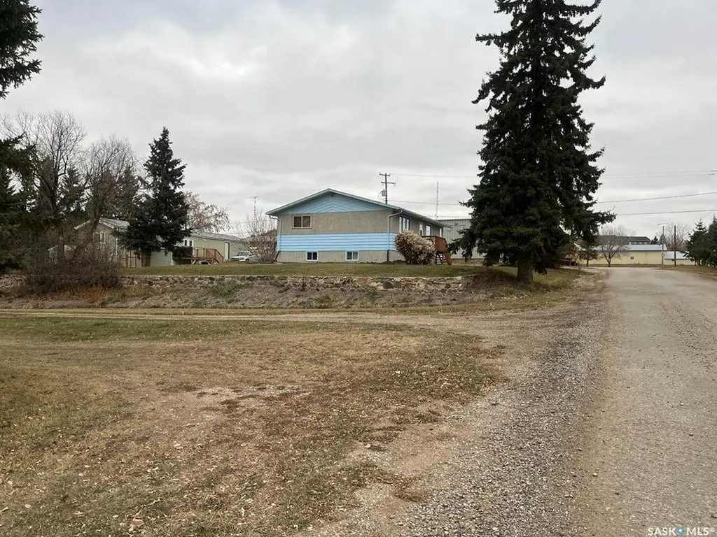 415 1st Avenue Turtleford SK S0M 2Y0