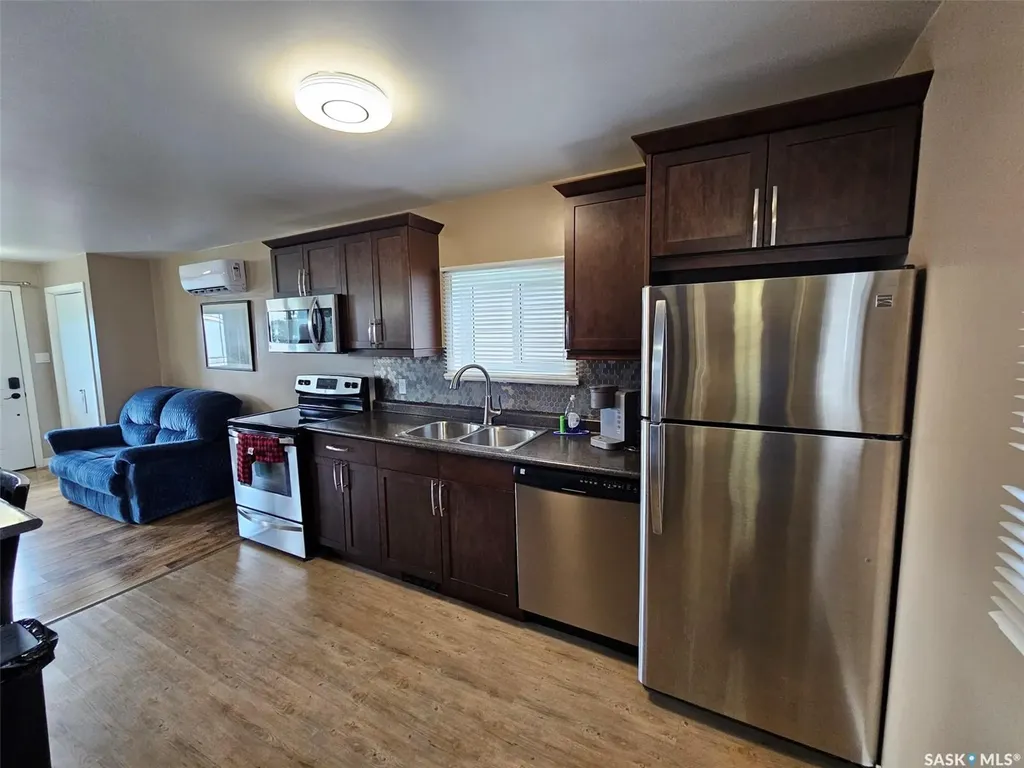 316 Clare Street Arcola SK S0C 0G0