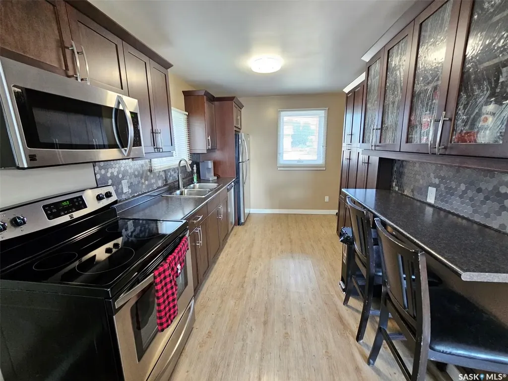 316 Clare Street Arcola SK S0C 0G0