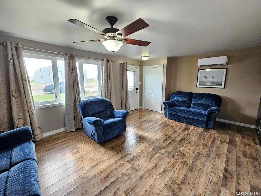 316 Clare Street Arcola SK S0C 0G0