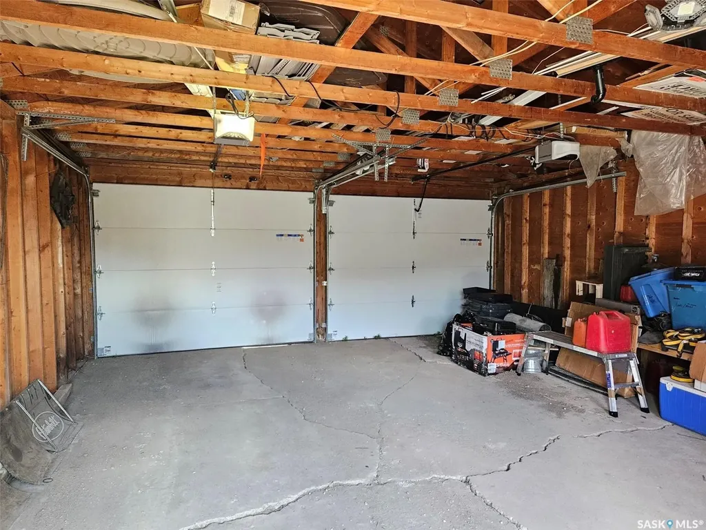 316 Clare Street Arcola SK S0C 0G0