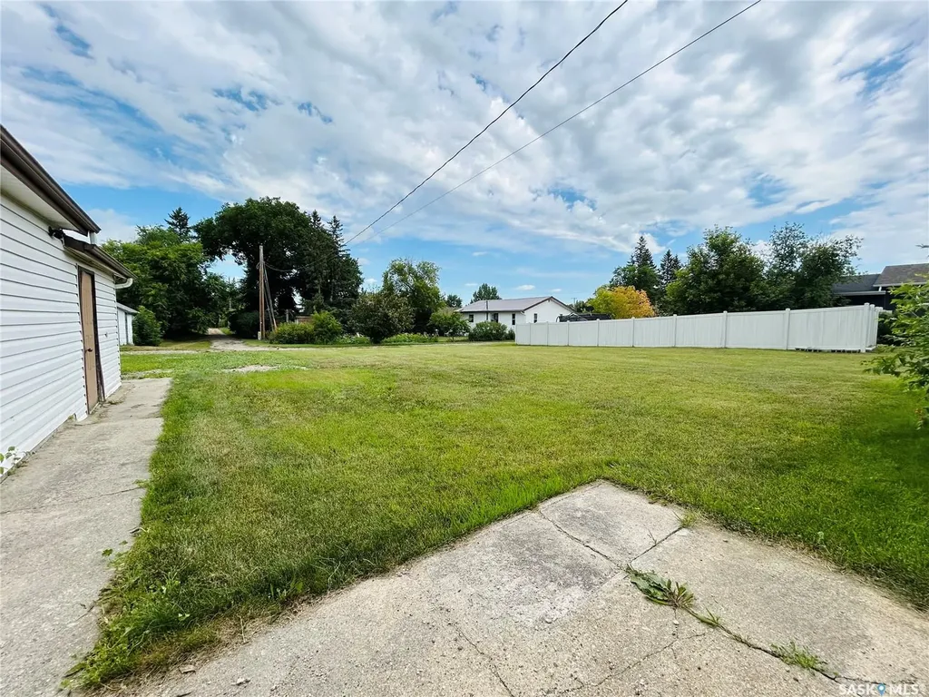 520 3rd Avenue Esterhazy SK S0A 0X0