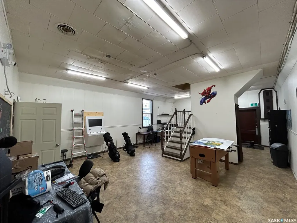 1006 7th Street Rosthern SK S0K 3R0