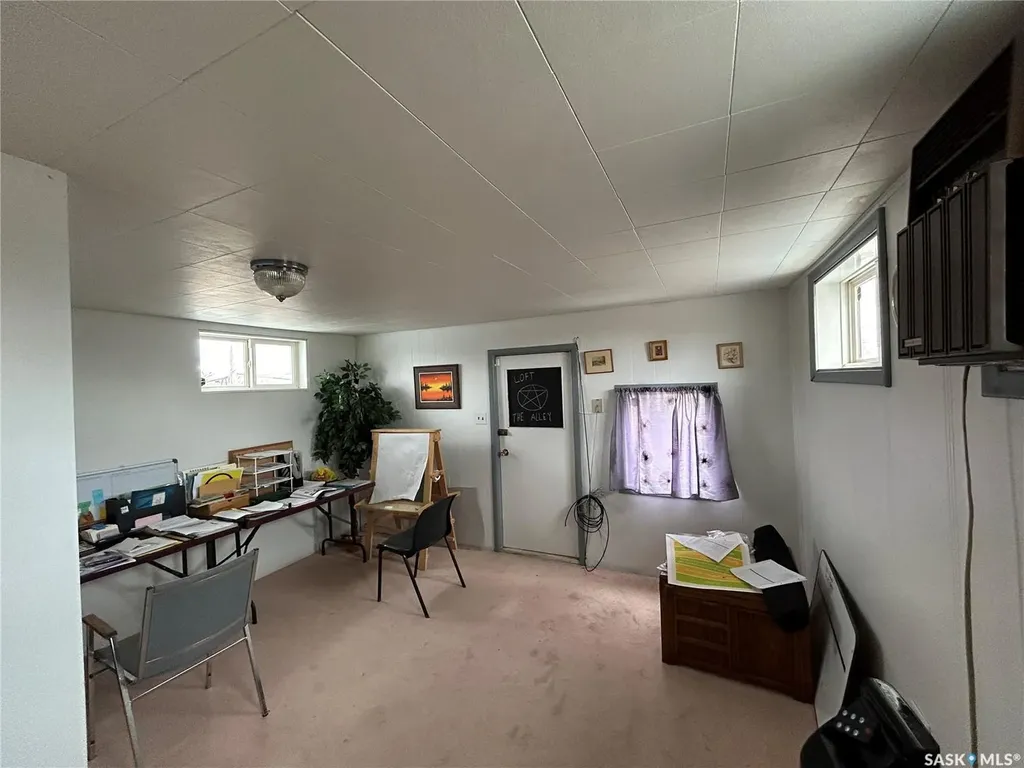 1006 7th Street Rosthern SK S0K 3R0