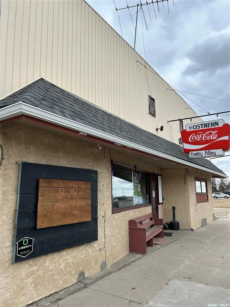 1006 7th Street Rosthern SK S0K 3R0