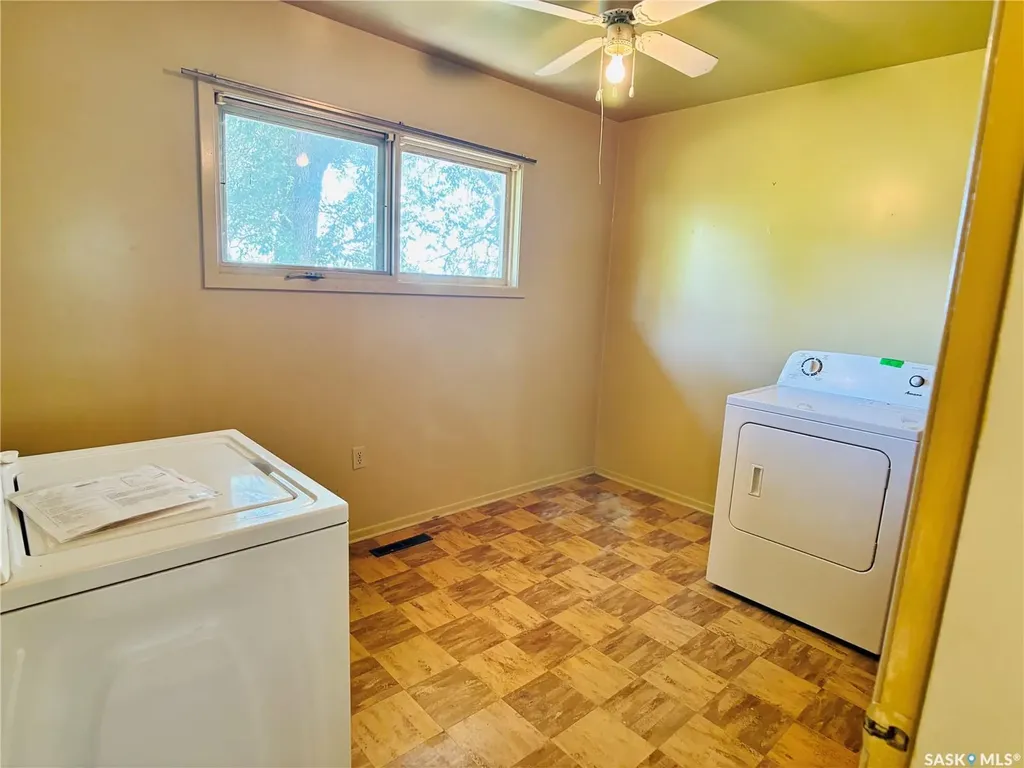 111 Stephens Street Gainsborough SK S0C 0Z0